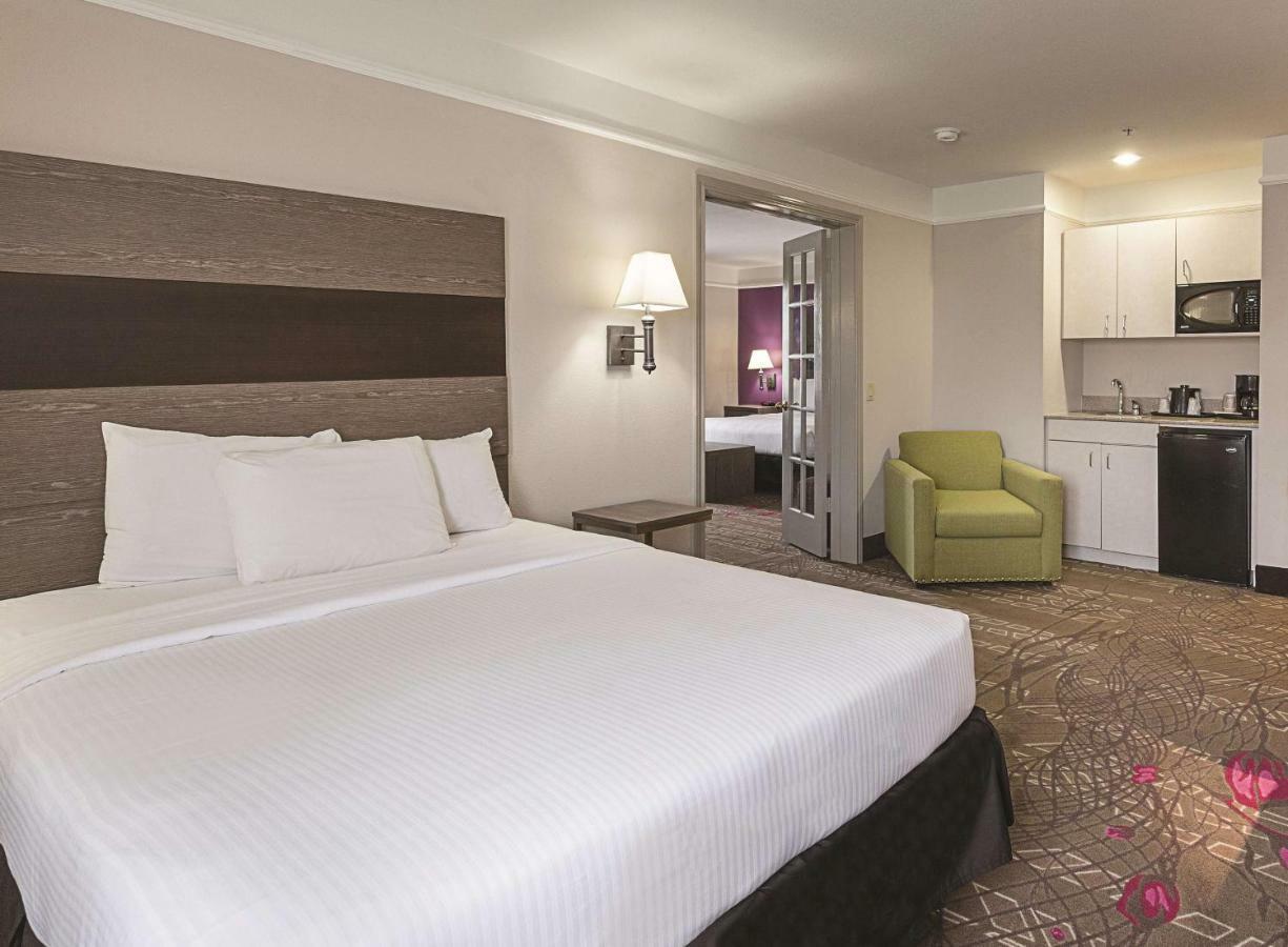 Kemah Edgewater Hotel, Surestay Collection By Best Western Seabrook Exterior photo